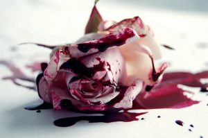 Pertes vaginales noires